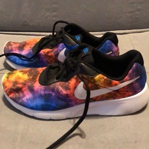 Nike Tanjun Print Big Kids Shoe